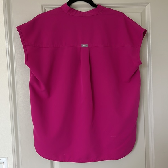 Figs Rafaela Top - Picture 3 of 3